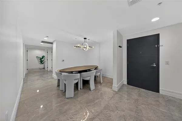 Aventura, FL 33160,17301 Biscayne Blvd #506