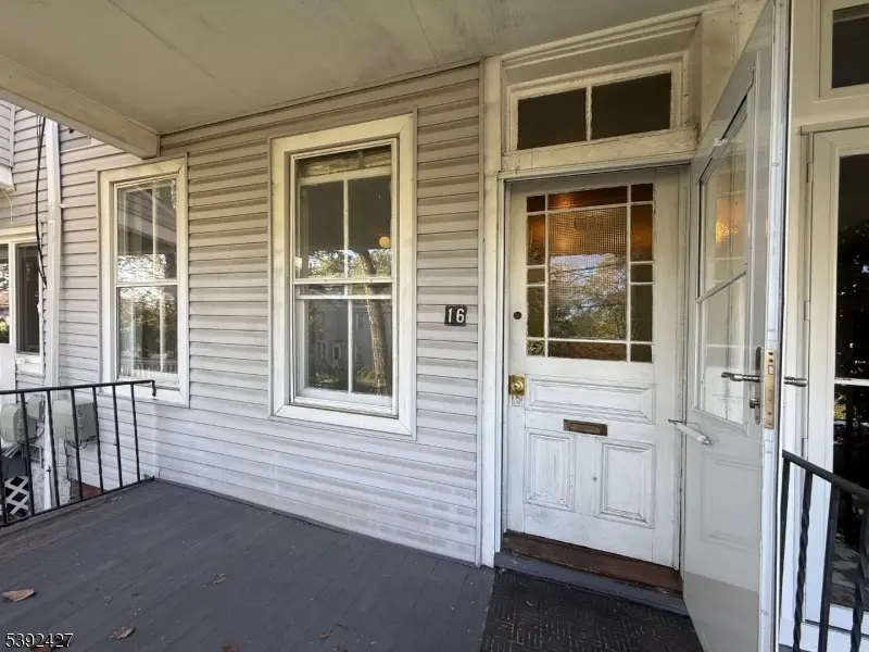 Summit City, NJ 07901,16 Beauvoir Ave