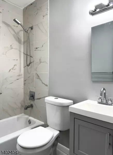 Rahway City, NJ 07065,1640 Irving St #11