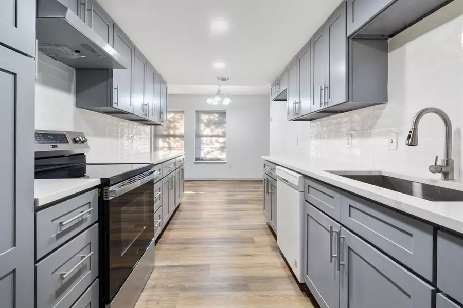 2003 Fleur De Lis Court, Arlington, TX 76012