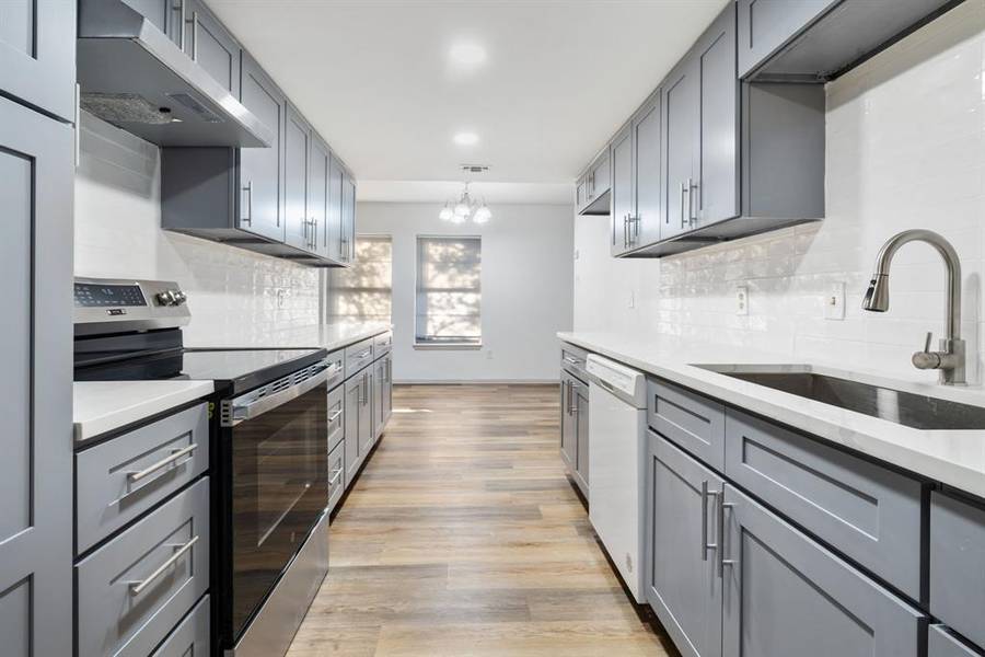 2003 Fleur De Lis Court, Arlington, TX 76012