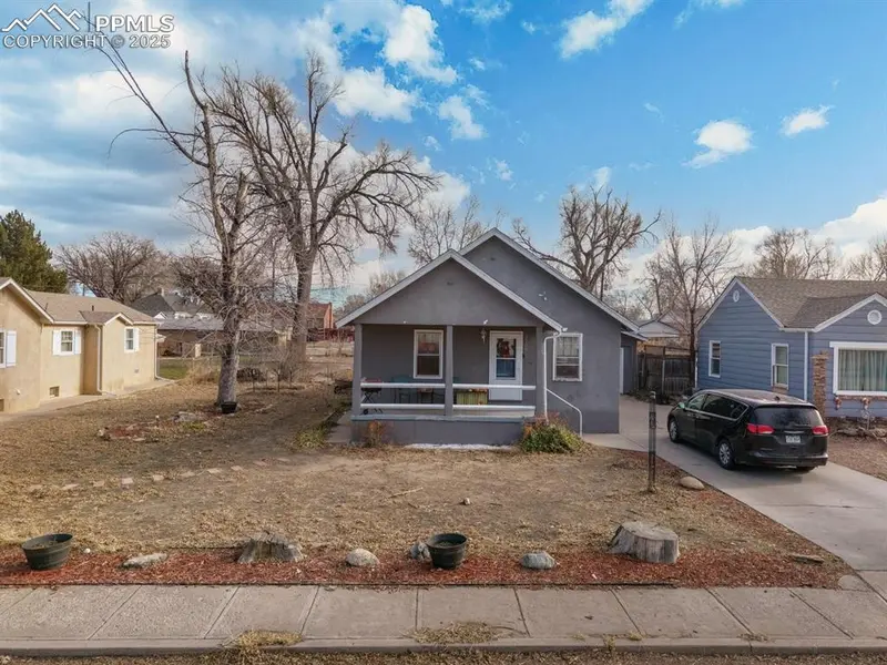 2208 Wyoming AVE, Pueblo, CO 81004