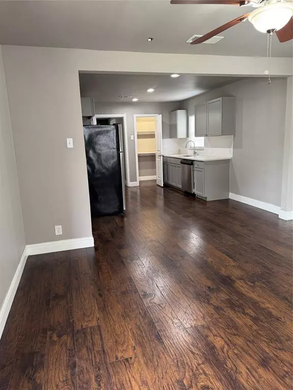 Dallas, TX 75216,2016 Deer Path Drive