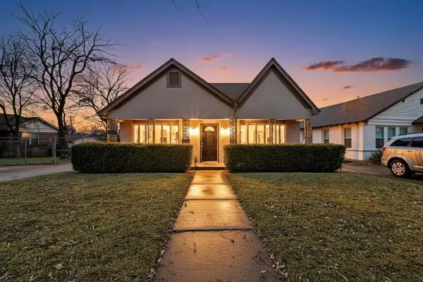 2009 Berwick Avenue, Dallas, TX 75203