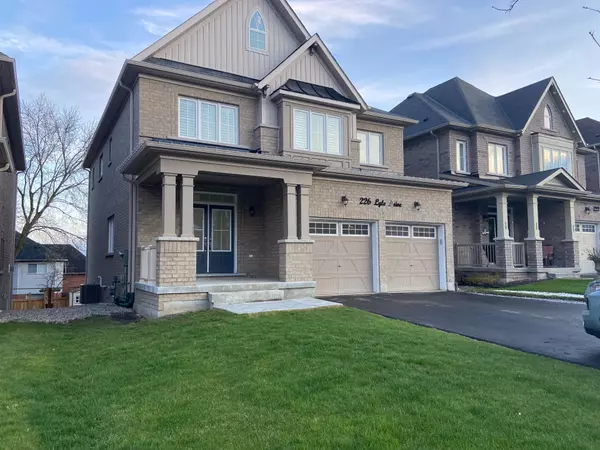 226 Lyle DR, Clarington, ON L1C 4M6