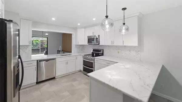 Deerfield Beach, FL 33442,619 Deer Creek North Shore Dr #619