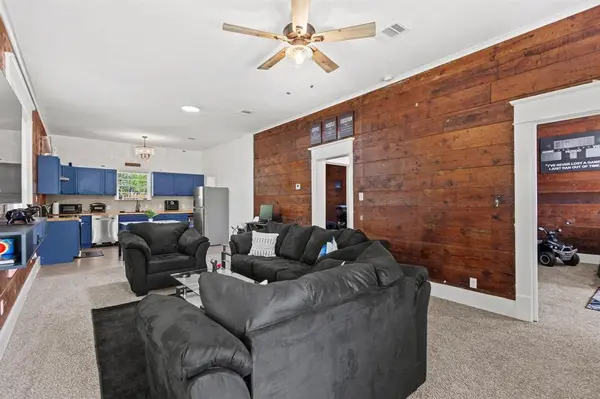 Denison, TX 75020,829 W Sears Street