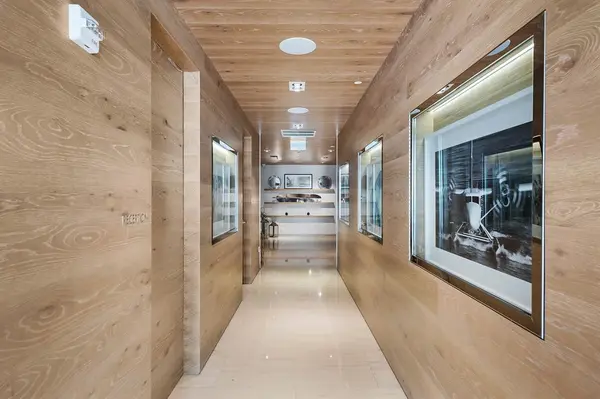 Fort Lauderdale, FL 33304,401 N Birch Road #400