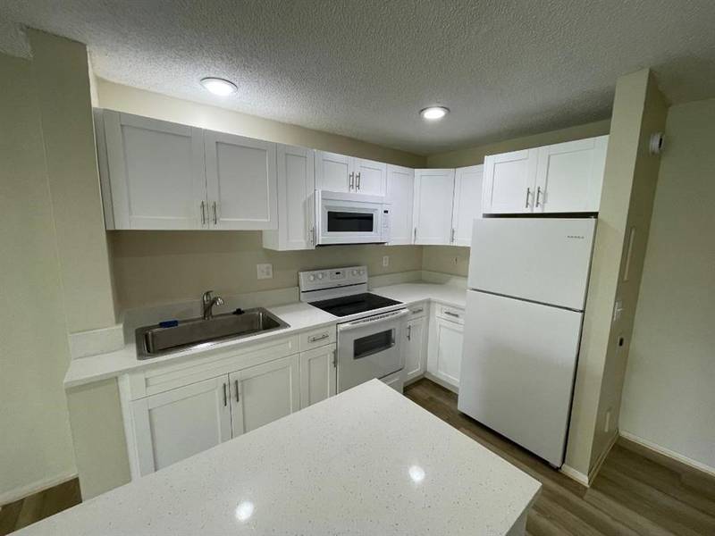 11372 ROYAL PALM BLVD #11372, Coral Springs, FL 33065