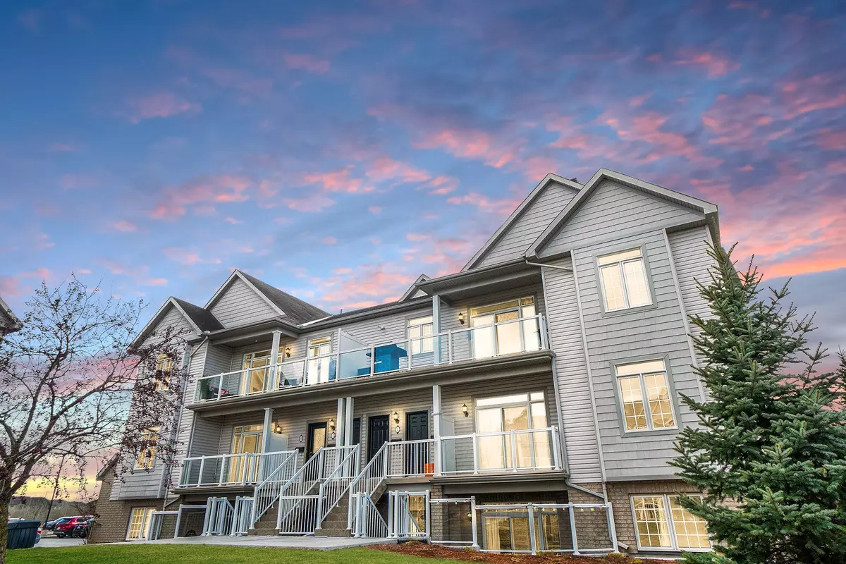 Kanata, ON K2S 0J8,105 Artesa Private #I