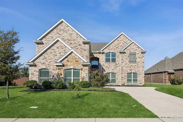 105 Basswood Drive,  Red Oak,  TX 75154