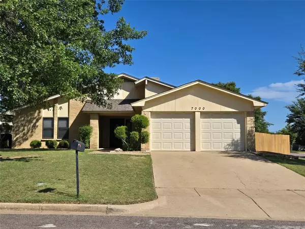7000 Santa Rita Court, Fort Worth, TX 76133