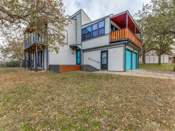 Runaway Bay, TX 76426,237 Runaway Bay Drive