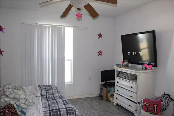 Waxahachie, TX 75165,304 E Criddle Street