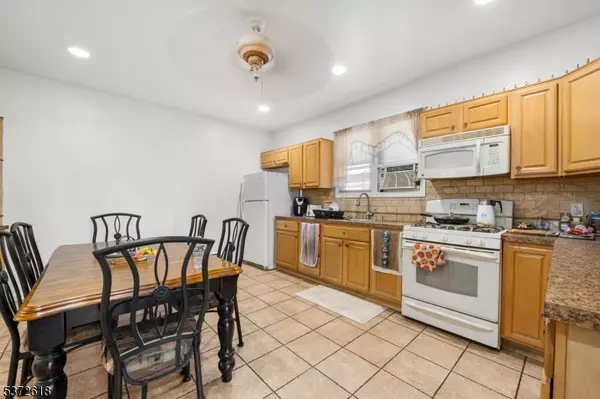 Belleville Twp., NJ 07109,80 Heckel St