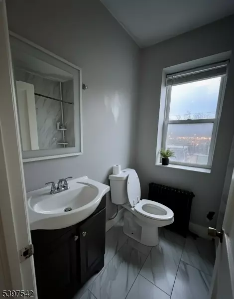 Atlantic City, NJ 08401,128 N Hartford Ave