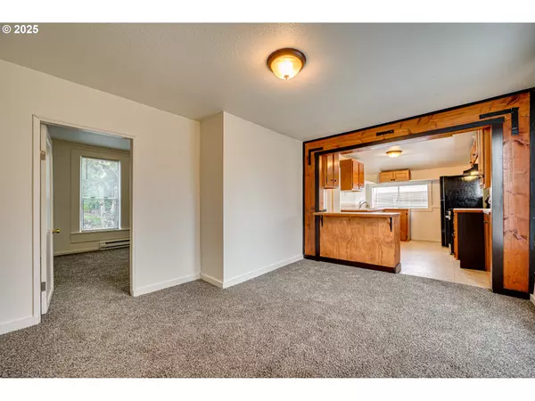 Kalama, WA 98625,362 N 3RD PL