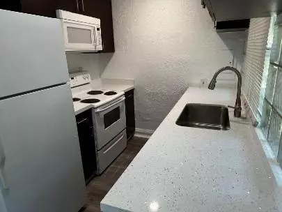 Lauderhill, FL 33311,Address not disclosed