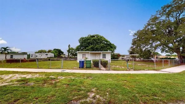 Miami Gardens, FL 33054,16320 NW 19th Ct