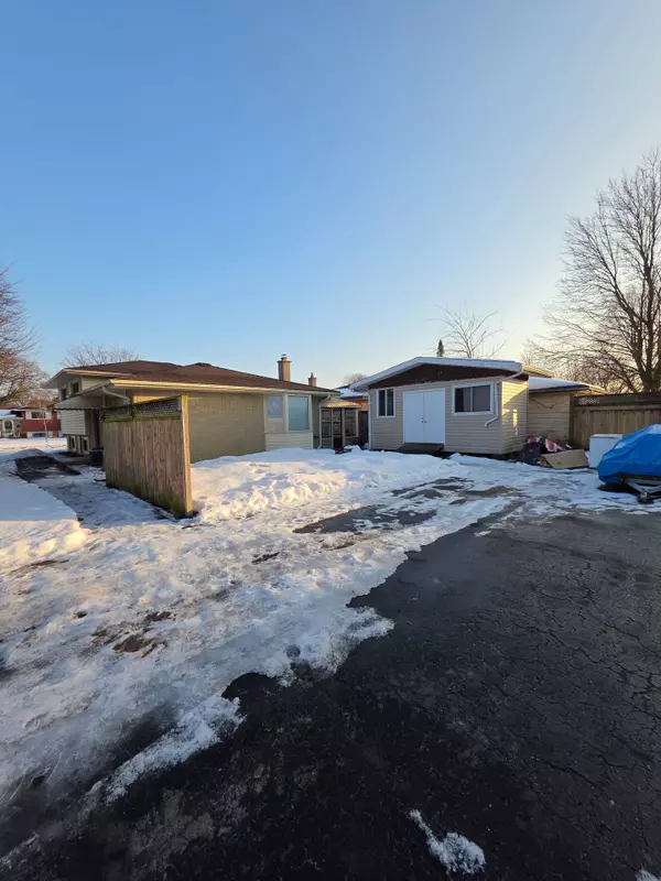 London East, ON N5V 2W8,93 Cayuga CRES