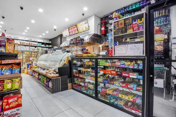 Paterson City, NJ 07501,249 Straight St