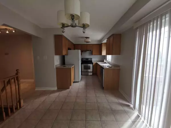 Barrie, ON L4M 7G5,24 Beatrice LN