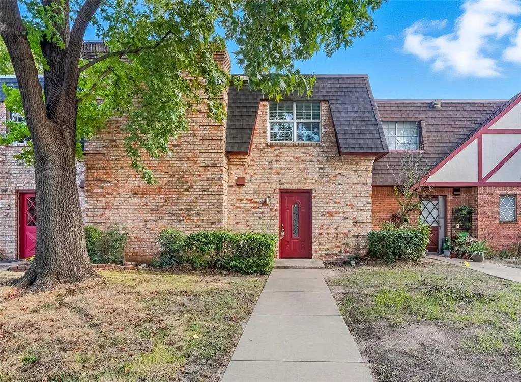 Irving, TX 75061,1821 E Grauwyler Road E #192