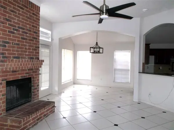 Arlington, TX 76018,6006 Team Court