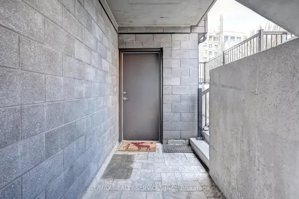 Kitchener, ON N3E 0J3,10 Palace ST #B9