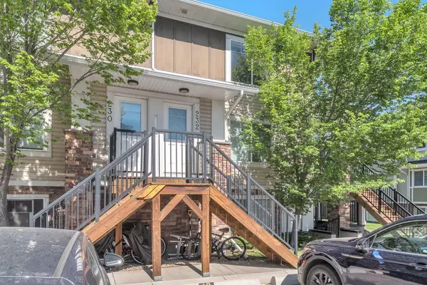 Chestermere, AB T1X 0P6,300 Marina DR #232