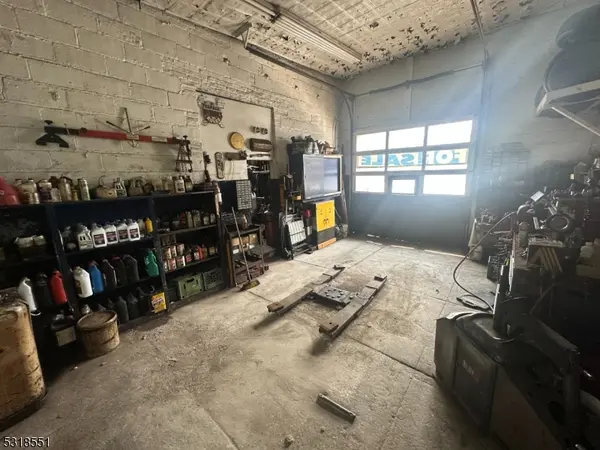 South Orange Village Twp., NJ 07079,401 Irvington Ave