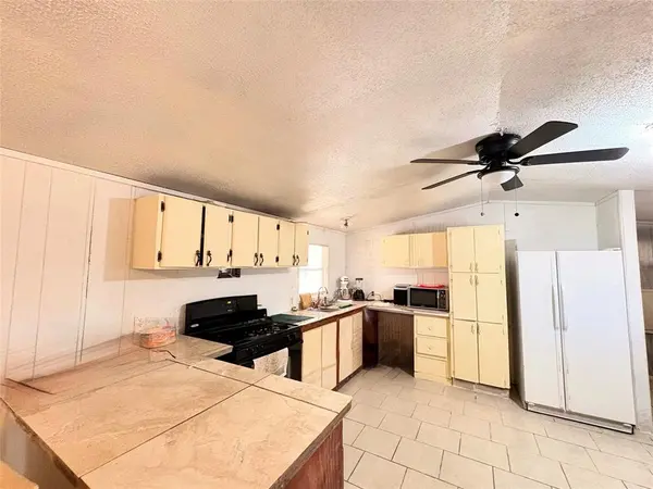 Cleburne, TX 76031,1009 Ben Drive