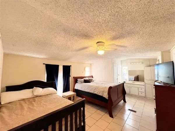 Cleburne, TX 76031,1009 Ben Drive