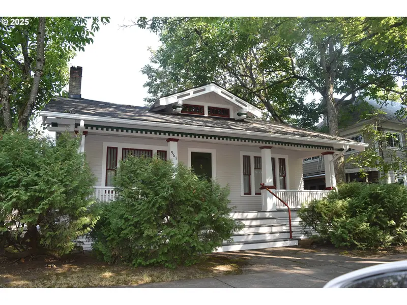 961 JEFFERSON ST, Eugene, OR 97402