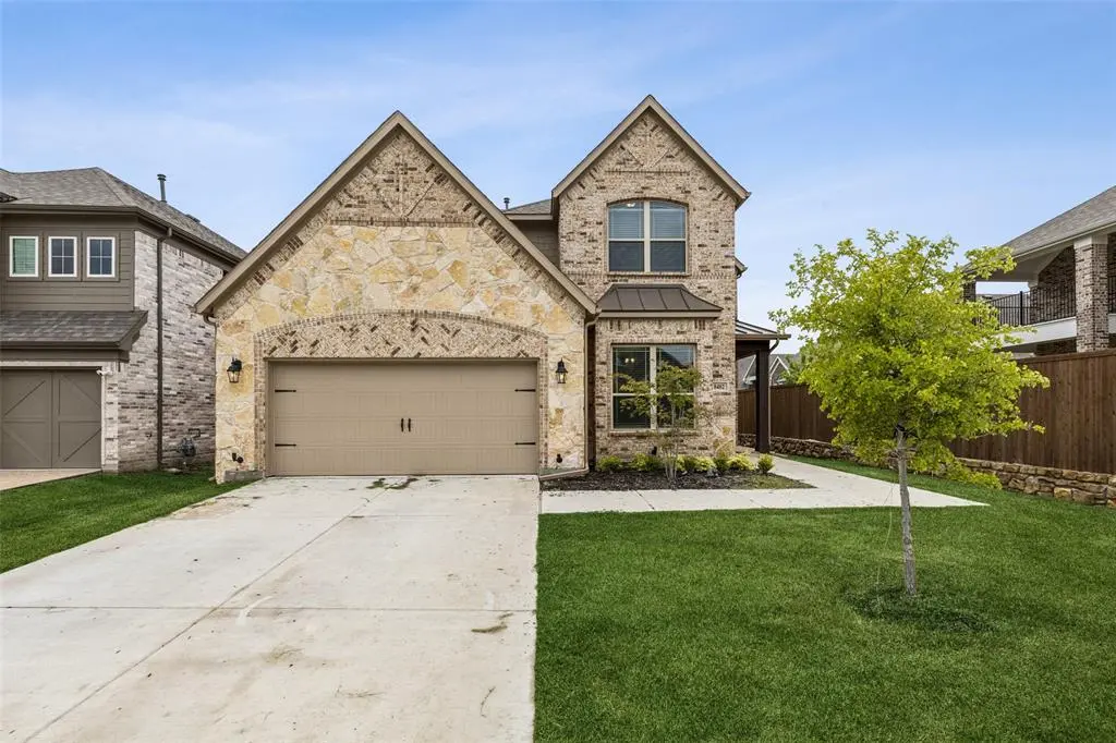 Rowlett, TX 75088,8402 Watersway Drive