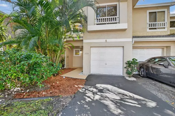 Deerfield Beach, FL 33442,2024 Discovery Cir #2024