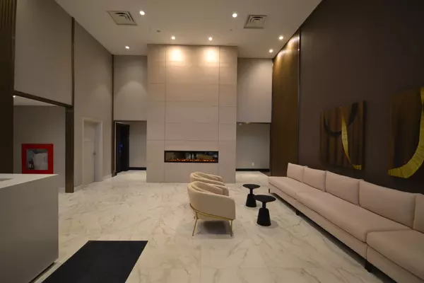 Milton, ON L9E 1Z4,480 Gordon Krantz AVE #420