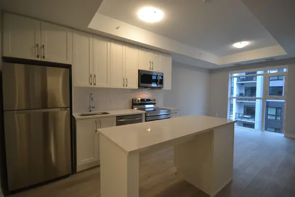 Milton, ON L9E 1Z4,480 Gordon Krantz AVE #420