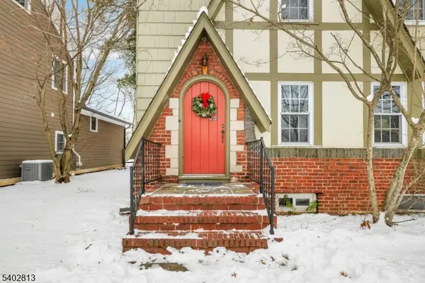 Chatham Boro, NJ 07928,247 Hillside Ave