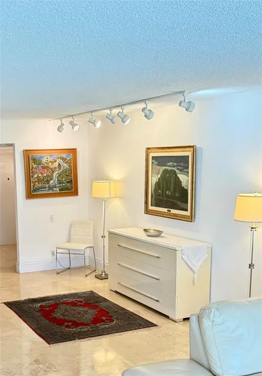 Pompano Beach, FL 33069,3010 N Course Dr #106