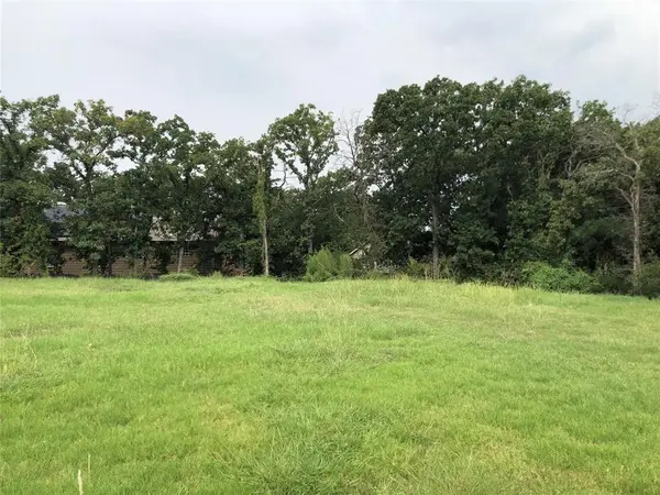 Bedford, TX 76021,1229 N Industrial Boulevard