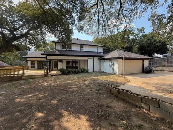 Fort Worth, TX 76120,821 Sylvan Drive