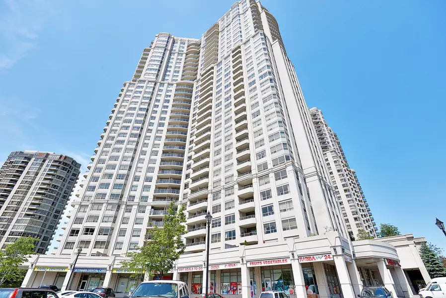 35 Kingsbridge Garden CIR #803, Mississauga, ON L5R 3Z5
