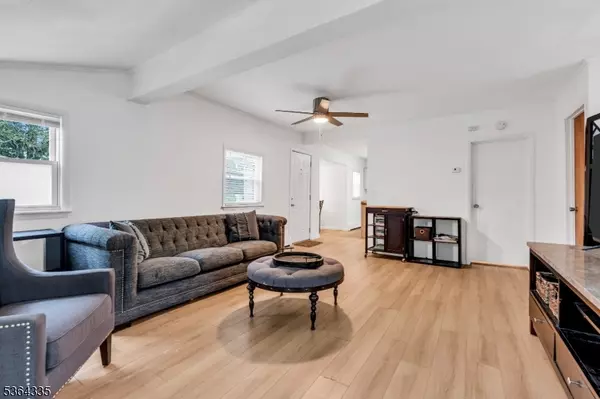 West Milford Twp., NJ 07421,40 Kingsland Rd