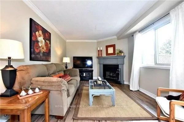 Aurora, ON L4G 5B8,51 Falan Heights CRES