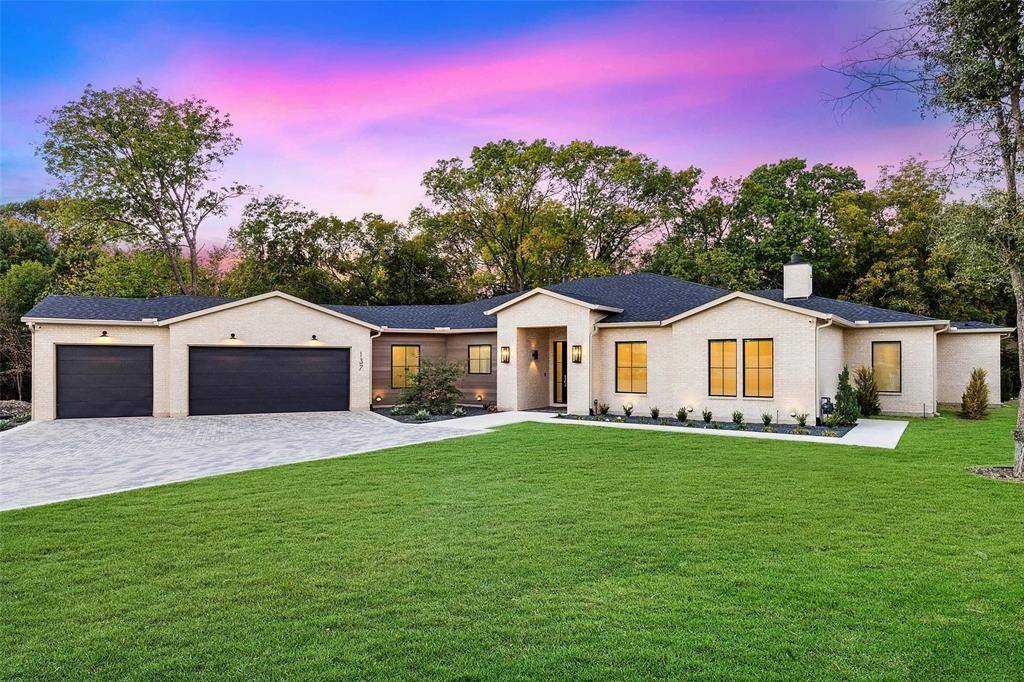 137 Ambrosia, Heath, TX 75032