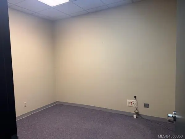 Nanaimo, BC V9R 5G6,140 Commercial St