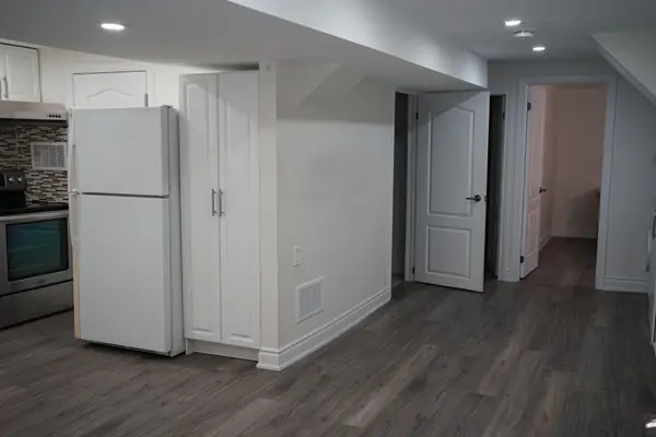 Mississauga, ON L5R 3K1,5278 Astwell AVE #Lower