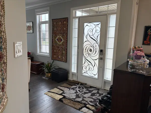 Mississauga, ON L5M 7G4,3810 Thomas ST