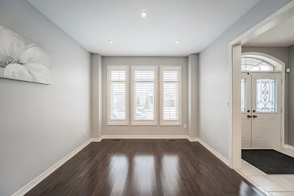 3152 Larry CRES, Oakville, ON L6M 0T1